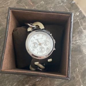 Beautiful two toned Michael Kors watch!